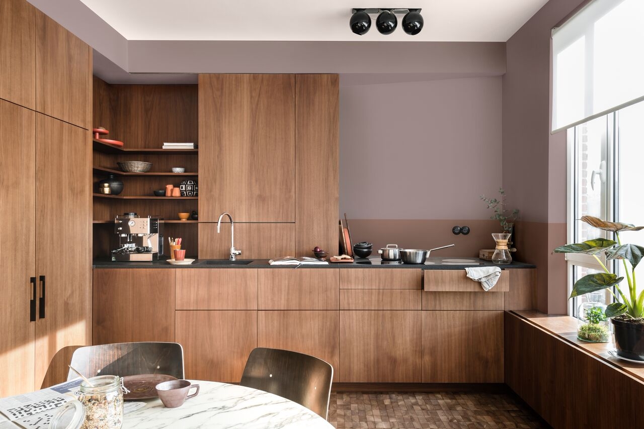 Dulux Barva roku 2018 – Nachově platinová Dulux Barva roku 2018 – Nachově platinová